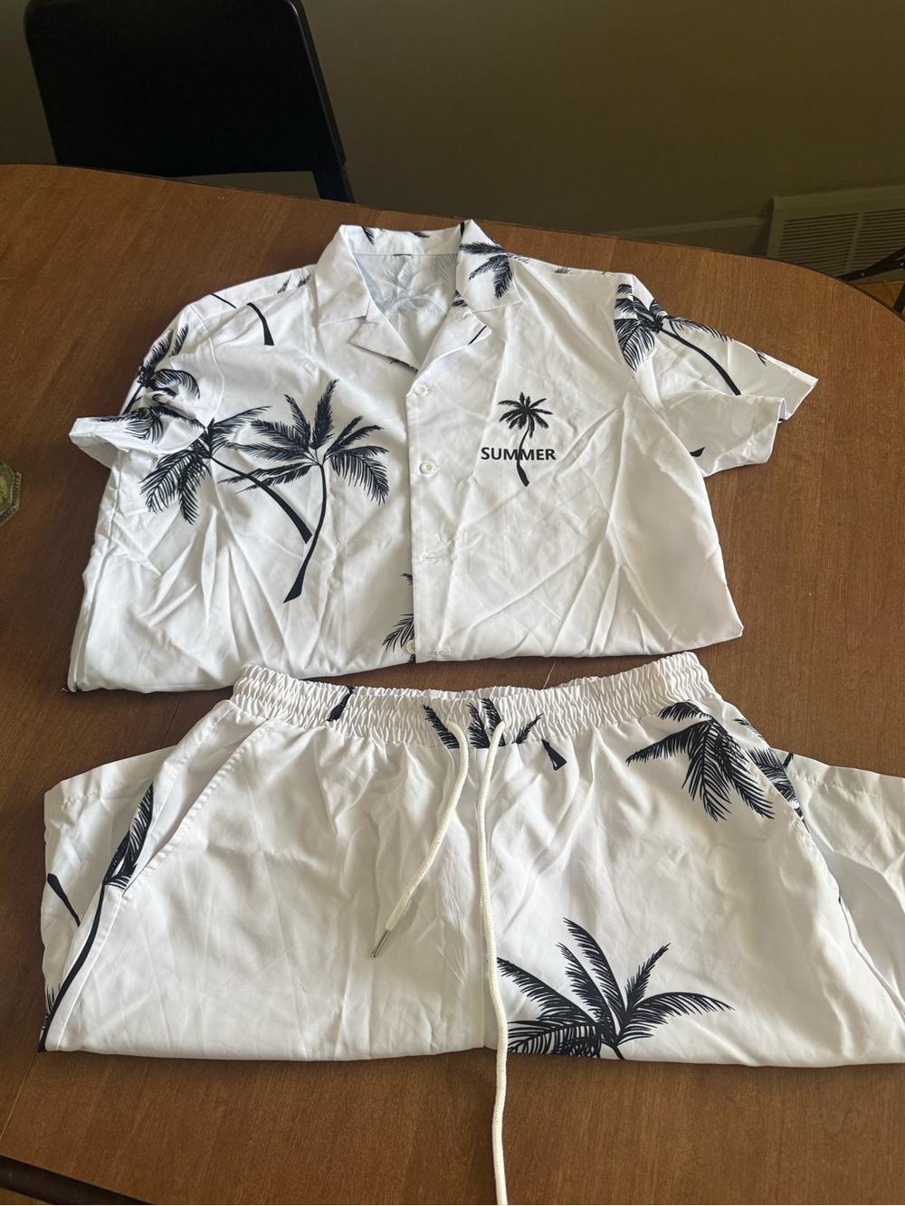Palm-Print Men's Set - White with Black Palm Design